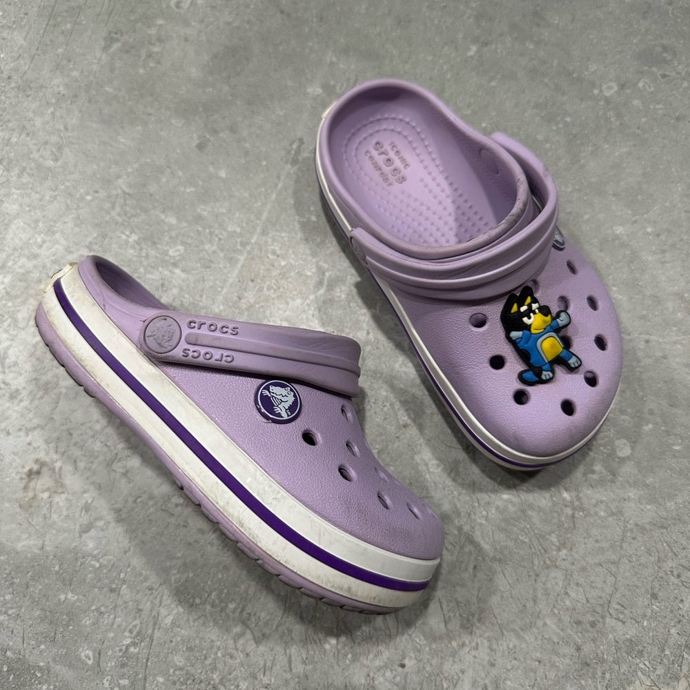 CROCS Girls Classic Clog Light Water Sandals Purple Lilac Bluey  jibbitz Sz 9